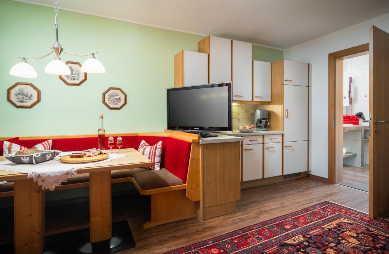 Ferienhaus Sonnenhang Matrei in Osttirol Bagian luar foto